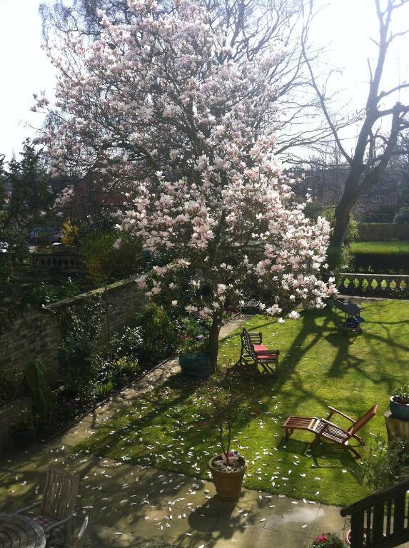 Bishops Guest Accommodation York Ruang foto