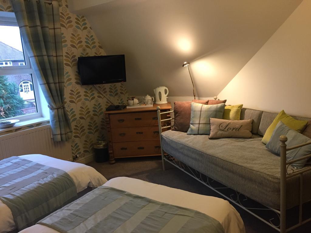 Bishops Guest Accommodation York Ruang foto