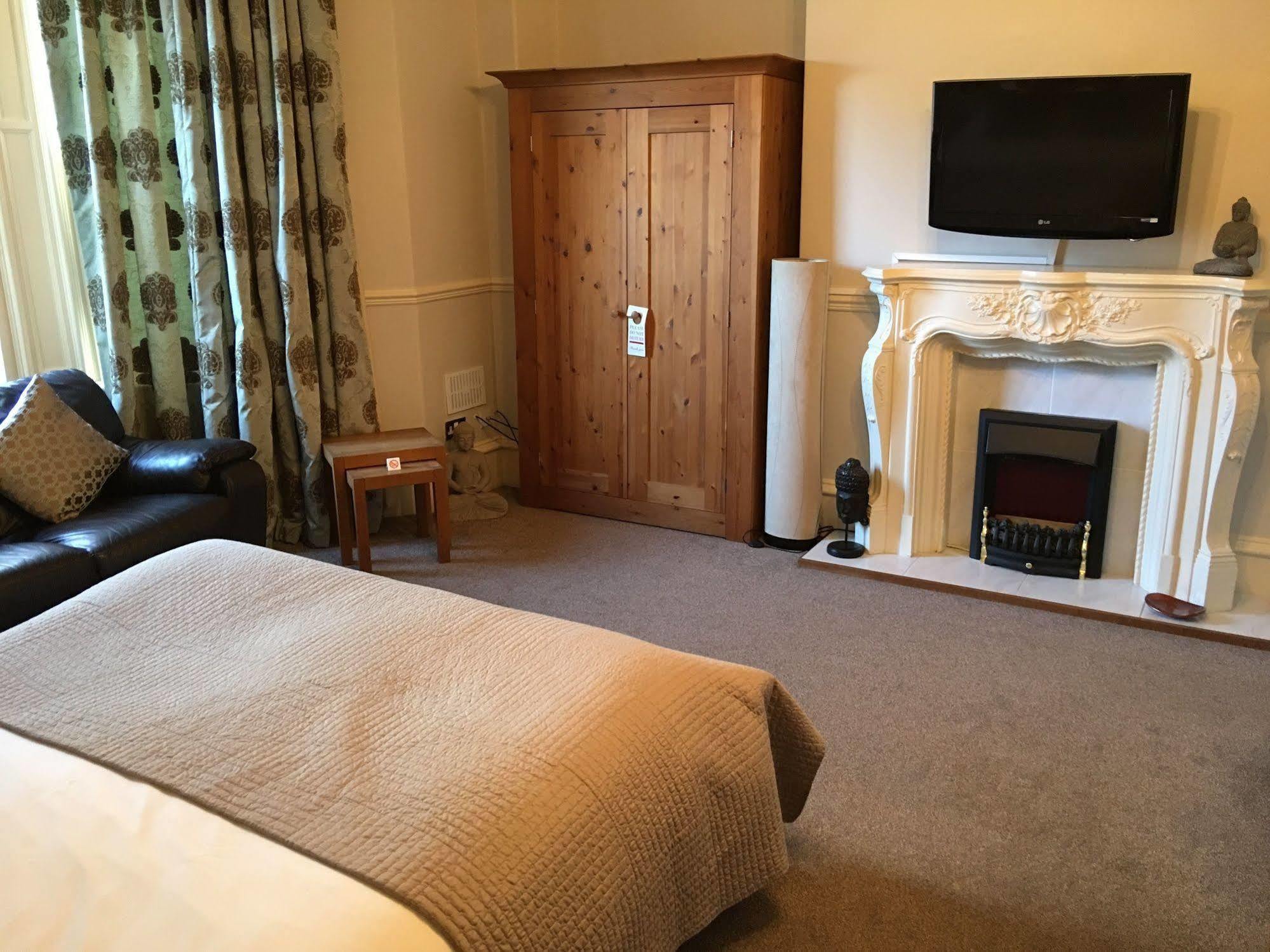 Bishops Guest Accommodation York Bagian luar foto